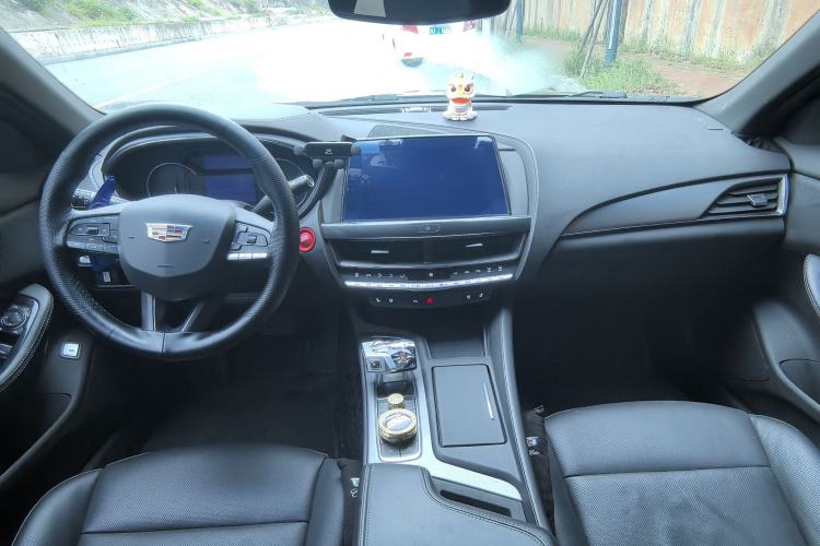 Used Cadillac CT5 2022 28T Luxury Version (Standard Edition) Interior 3