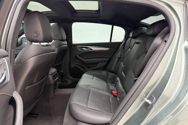 Used Cadillac CT5 2022 28T Luxury Version (Standard Edition) Interior 4