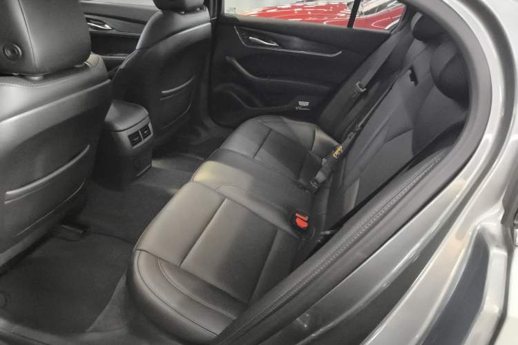 Used Cadillac CT5 2022 28T Luxury Version (Standard Edition) Interior 4