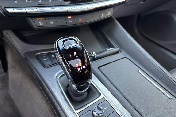 Used Cadillac CT5 2022 28T Luxury Version (Standard Edition) Interior 6