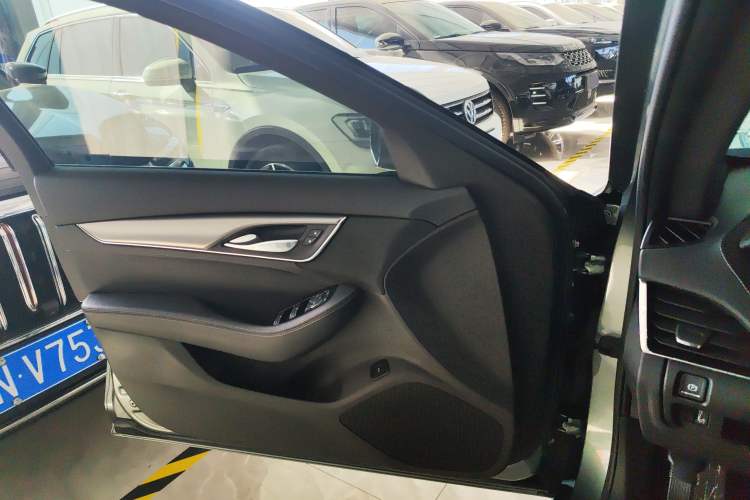 Used Cadillac CT5 2022 28T Luxury Version (Standard Edition) Left Front Door Interior