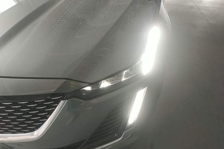 Used Cadillac CT5 2022 28T Luxury Version (Standard Edition) Left Front Headlight