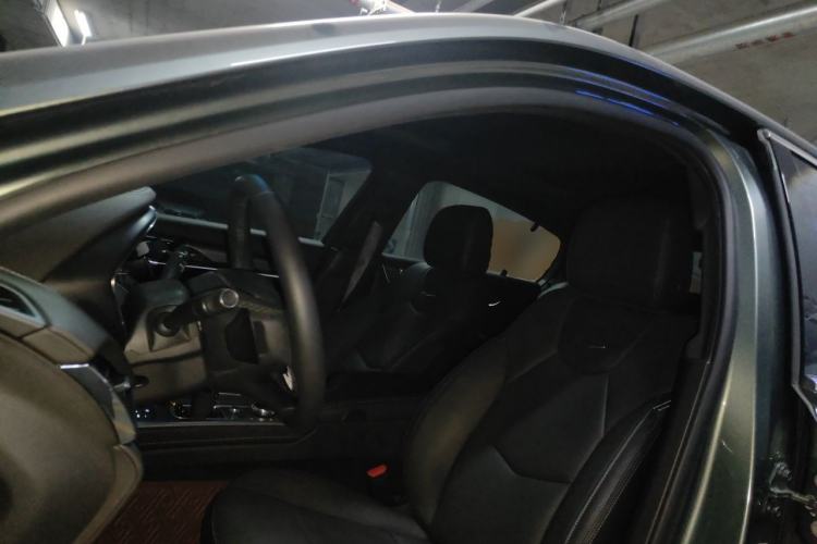 Used Cadillac CT5 2022 28T Prestige Edition Left Front Seat