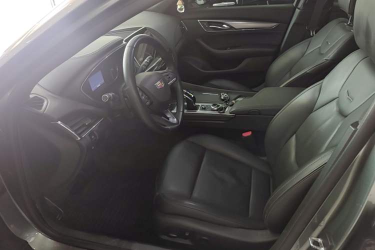 Used Cadillac CT5 2022 28T Luxury Version (Standard Edition) Left Front Seat
