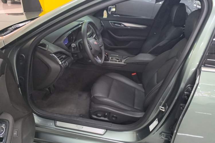 Used Cadillac CT5 2022 28T Luxury Version (Standard Edition) Left Front Seat