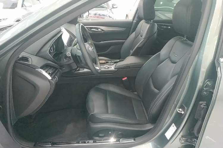 Used Cadillac CT5 2022 28T Luxury Version (Standard Edition) Left Front Seat