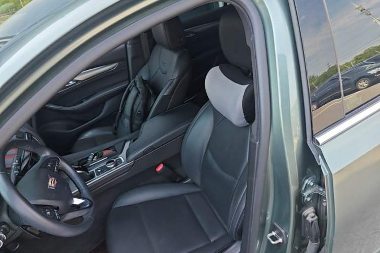Used Cadillac CT5 2022 28T Luxury Version (Standard Edition) Left Front Seat