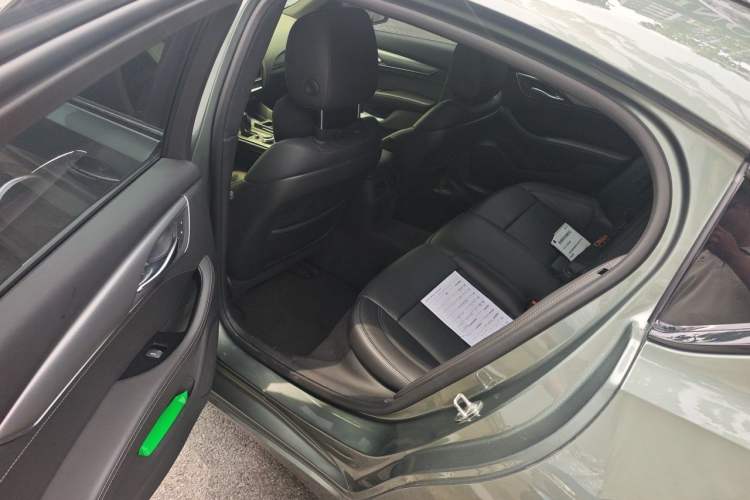 Used Cadillac CT5 2022 28T Luxury Version (Standard Edition) Left Rear Seat