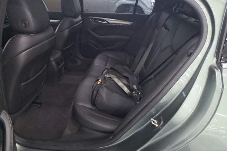 Used Cadillac CT5 2022 28T Luxury Version (Standard Edition) Left Rear Seat