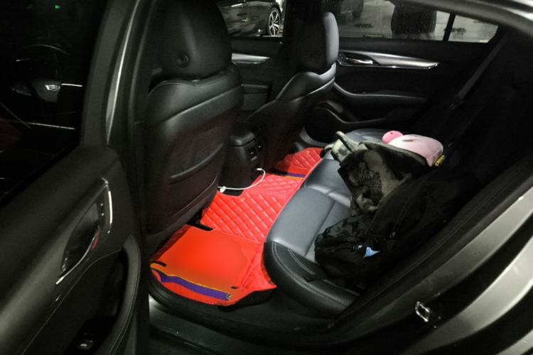 Used Cadillac CT5 2022 28T Luxury Version (Standard Edition) Left Rear Seat