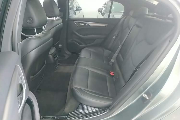 Used Cadillac CT5 2022 28T Luxury Version (Standard Edition) Left Rear Seat
