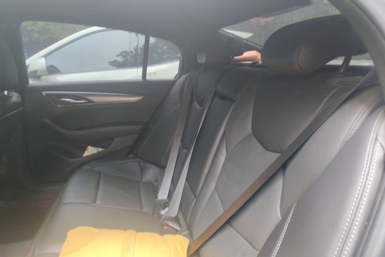 Used Cadillac CT5 2022 28T Luxury Version (Standard Edition) Left Rear Seat
