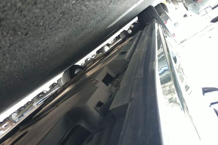 Used Cadillac CT5 2022 28T Prestige Edition Left Side Sill