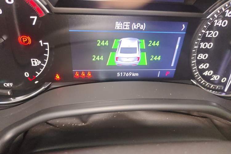 Used Cadillac CT5 2022 28T Luxury Version (Standard Edition) Odometer Close Up