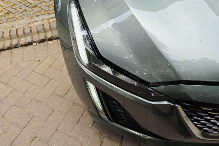 Used Cadillac CT5 2022 28T Luxury Version (Standard Edition) Right Front Headlight