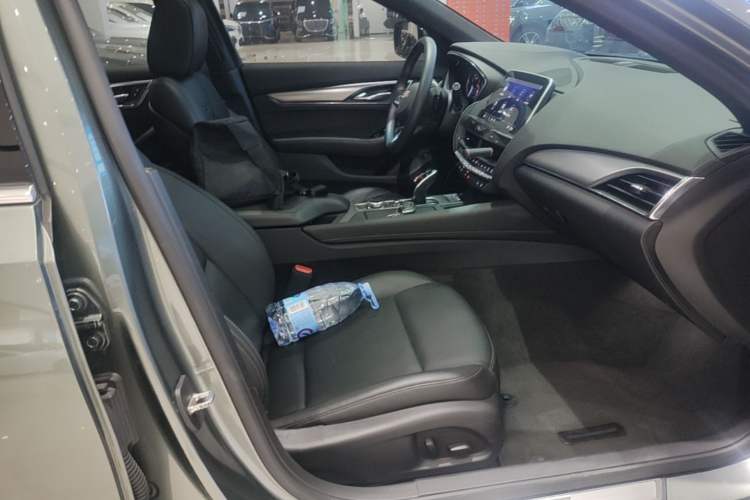Used Cadillac CT5 2022 28T Luxury Version (Standard Edition) Right Front Seat