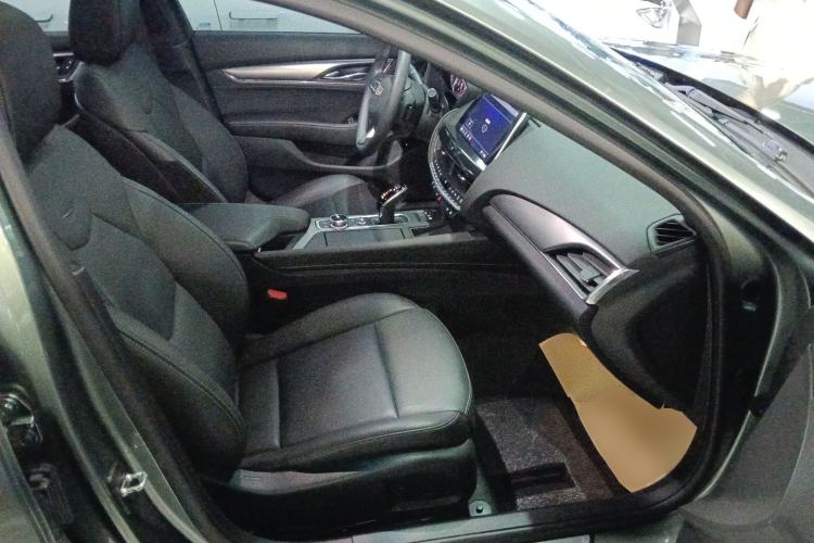 Used Cadillac CT5 2022 28T Luxury Version (Standard Edition) Right Front Seat