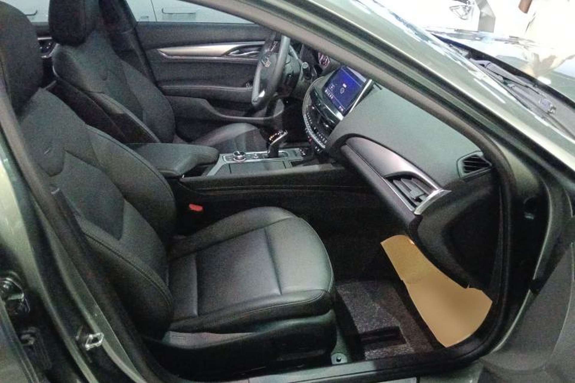 Used Cadillac CT5 2022 28T Luxury Version (Standard Edition) Right Front Seat
