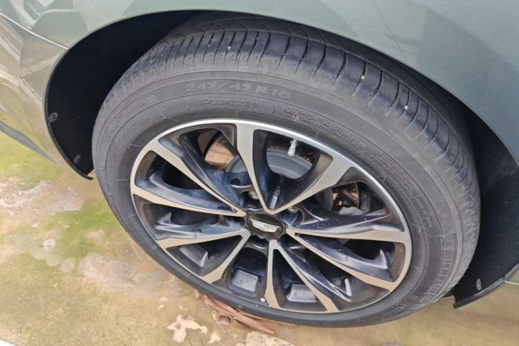 Used Cadillac CT5 2022 28T Prestige Edition Right Rear Wheel Hub