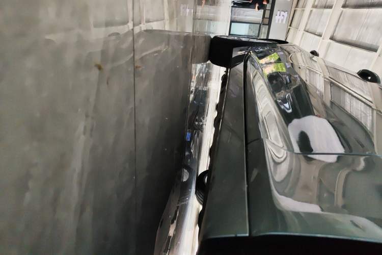 Used Cadillac CT5 2022 28T Luxury Version (Standard Edition) Right Side Sill