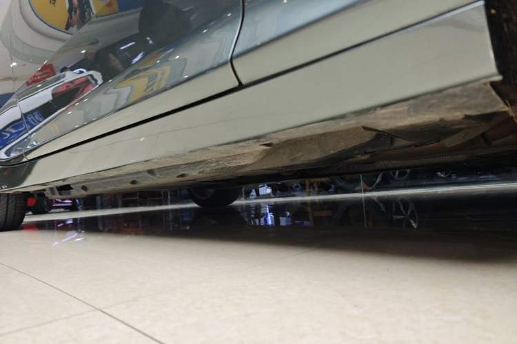 Used Cadillac CT5 2022 28T Luxury Version (Standard Edition) Right Side Sill