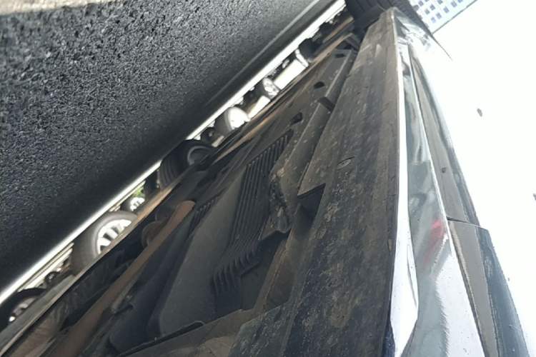 Used Cadillac CT5 2022 28T Prestige Edition Right Side Sill
