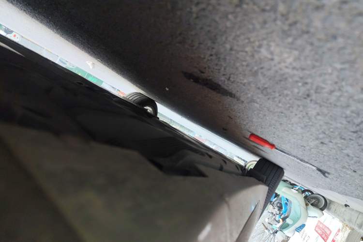 Used Cadillac CT5 2022 28T Luxury Version (Standard Edition) Right Side Sill