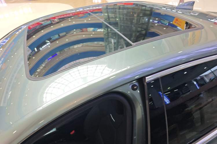 Used Cadillac CT5 2022 28T Luxury Version (Standard Edition) Roof