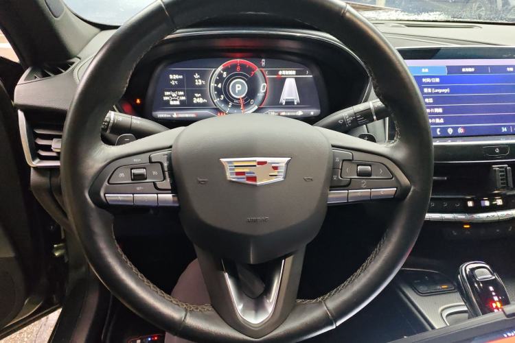 Used Cadillac CT5 2022 28T Prestige Edition Steering Wheel