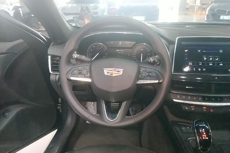 Used Cadillac CT5 2022 28T Luxury Version (Standard Edition) Steering Wheel