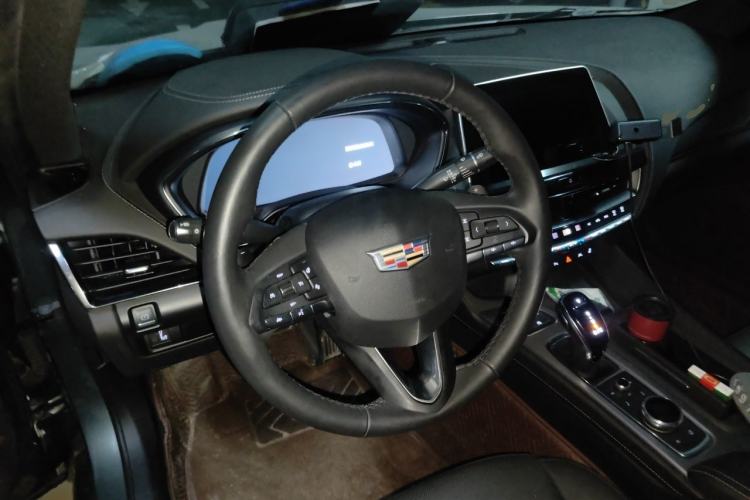 Used Cadillac CT5 2022 28T Prestige Edition Steering Wheel