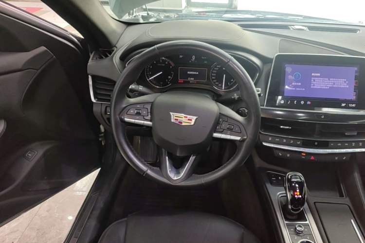 Used Cadillac CT5 2022 28T Luxury Version (Standard Edition) Steering Wheel
