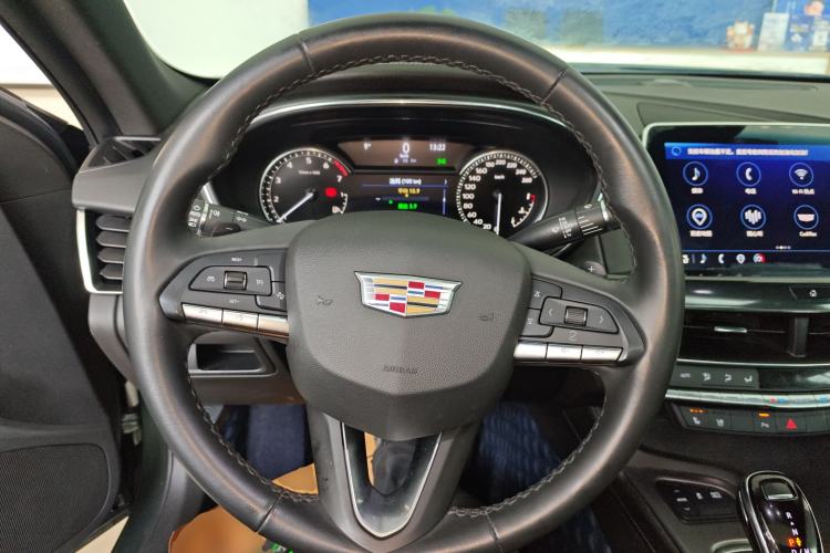 Used Cadillac CT5 2022 28T Luxury Version (Standard Edition) Steering Wheel