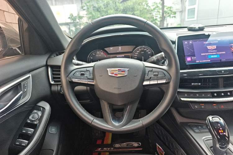 Used Cadillac CT5 2022 28T Luxury Version (Standard Edition) Steering Wheel
