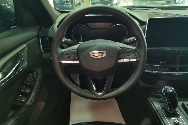 Used Cadillac CT5 2022 28T Fashion Edition Steering Wheel