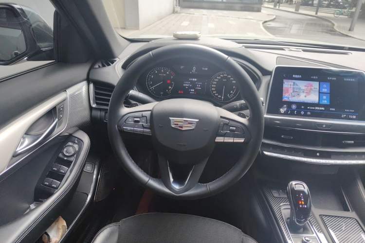 Used Cadillac CT5 2022 28T Fashion Edition Steering Wheel