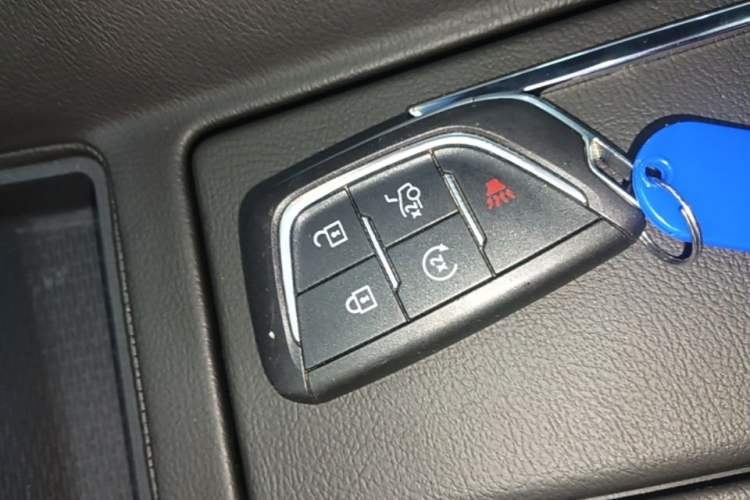 Used Cadillac CT5 2022 28T Luxury Edition Vehicle Key