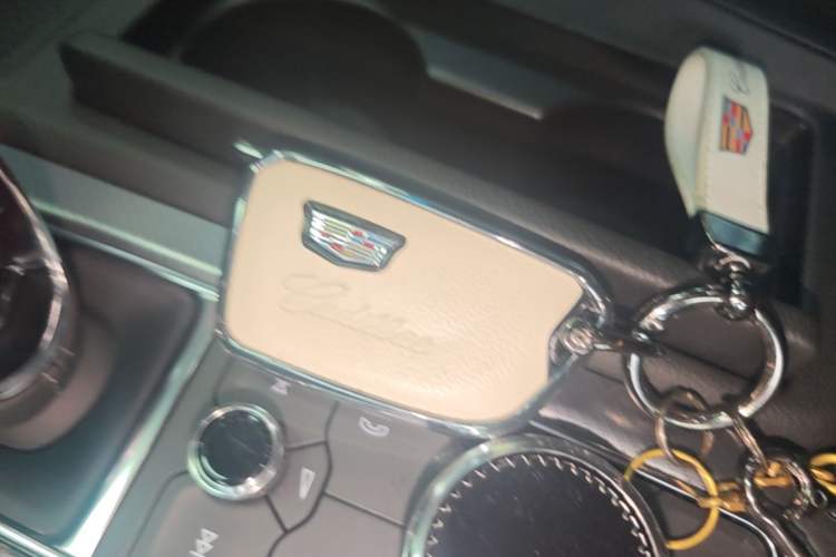 Used Cadillac CT5 2022 28T Luxury Edition Vehicle Key