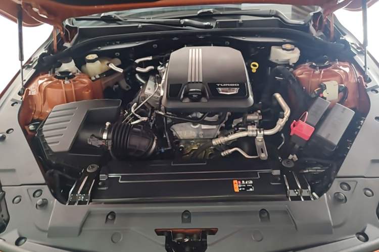 Used Cadillac CT5 2022 28T Platinum Super Driver-Assistance Edition Engine Bay