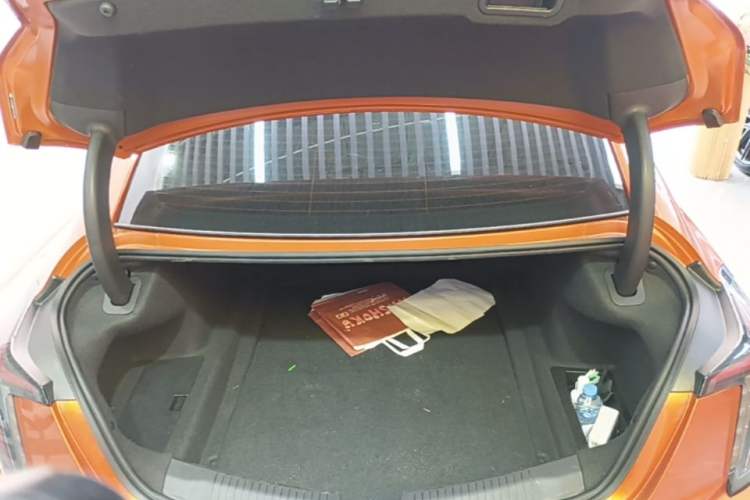 Used Cadillac CT5 2022 28T Platinum Edition Trunk