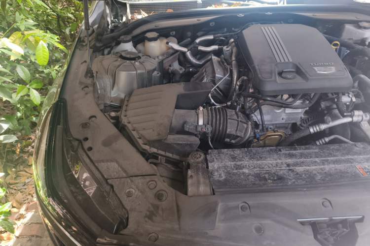 Used Cadillac CT5 2022 28T Luxury Version (Standard Edition) Engine Bay Right