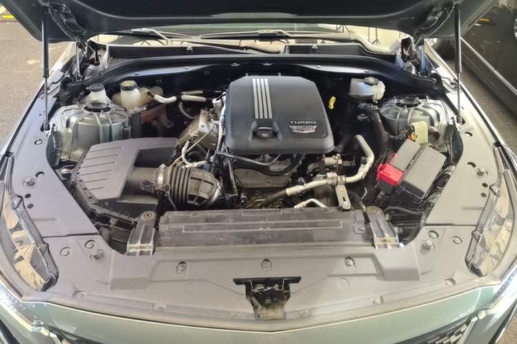 Used Cadillac CT5 2022 28T Luxury Edition Engine Bay