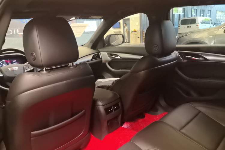 Used Cadillac CT5 2022 28T Luxury Edition Headliner