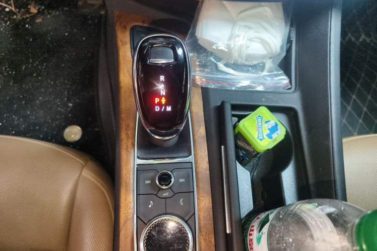 Used Cadillac CT5 2022 28T Prestige Edition Gear Lever