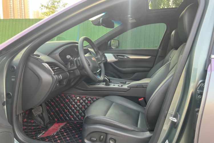 Used Cadillac CT5 2022 28T Luxury Edition Interior 1