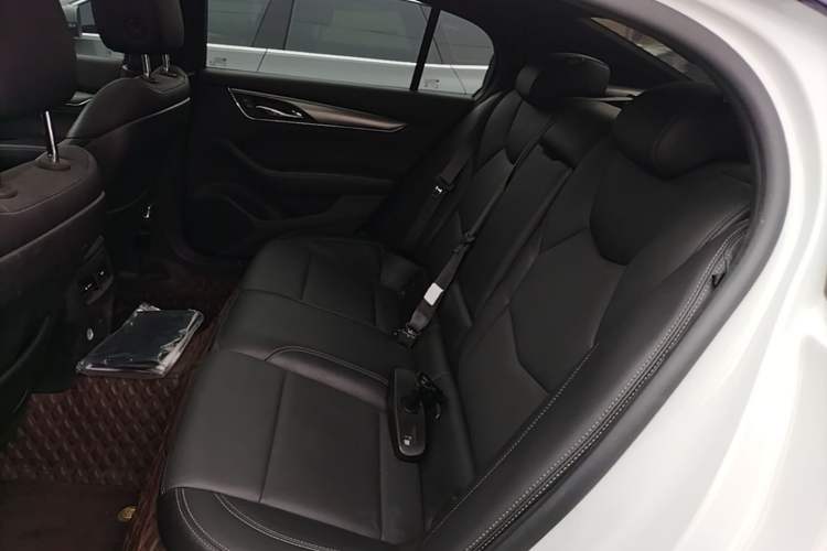 Used Cadillac CT5 2022 28T Luxury Version (Standard Edition) Left Rear Seat