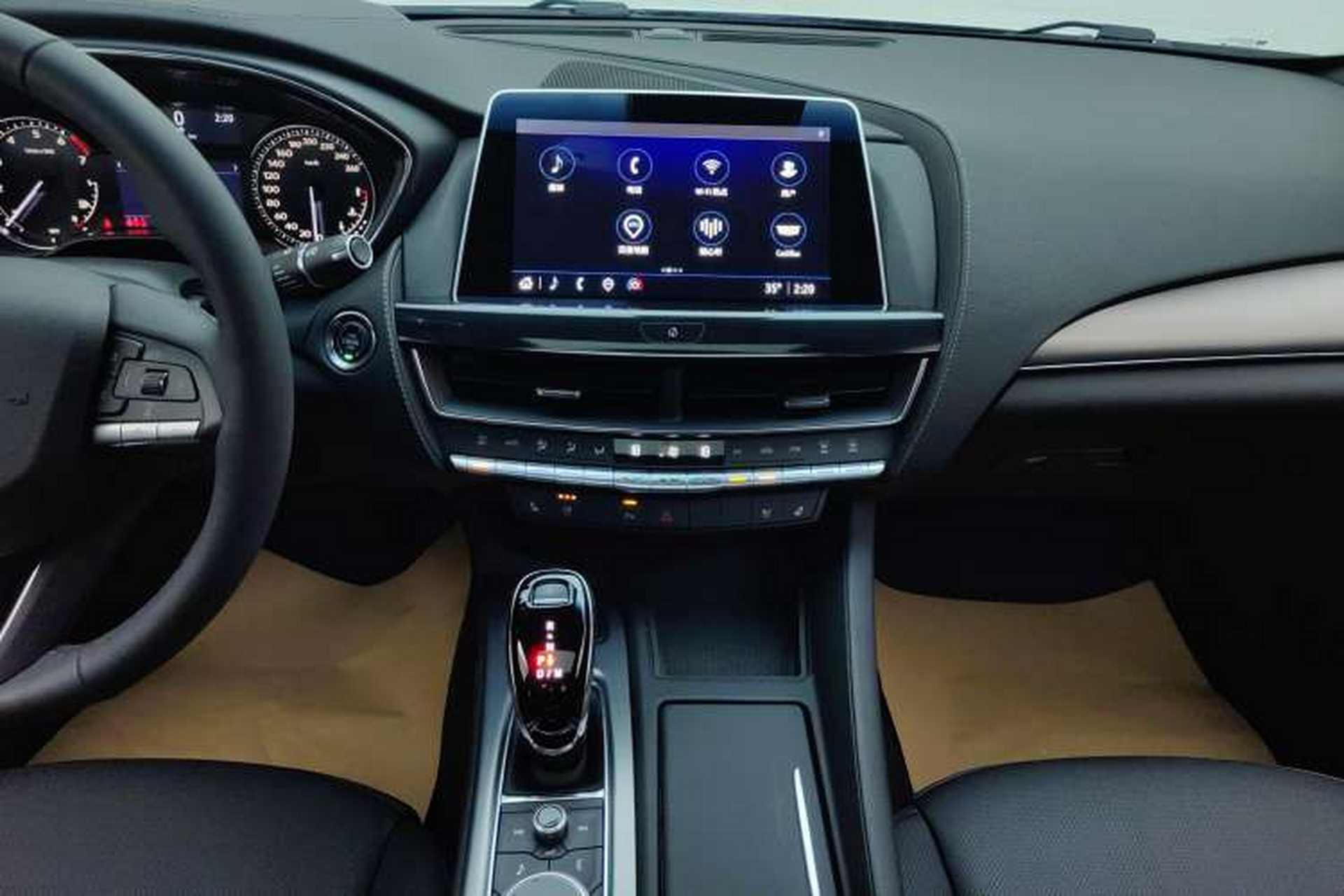 Used Cadillac CT5 2022 28T Luxury Edition Audio And AC Panel