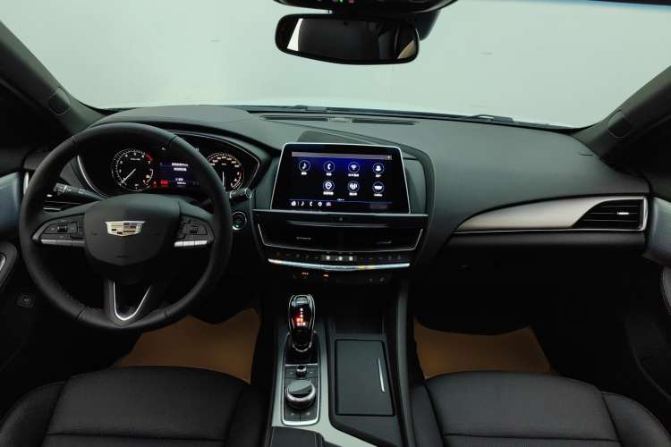 Used Cadillac CT5 2022 28T Luxury Edition Center Console