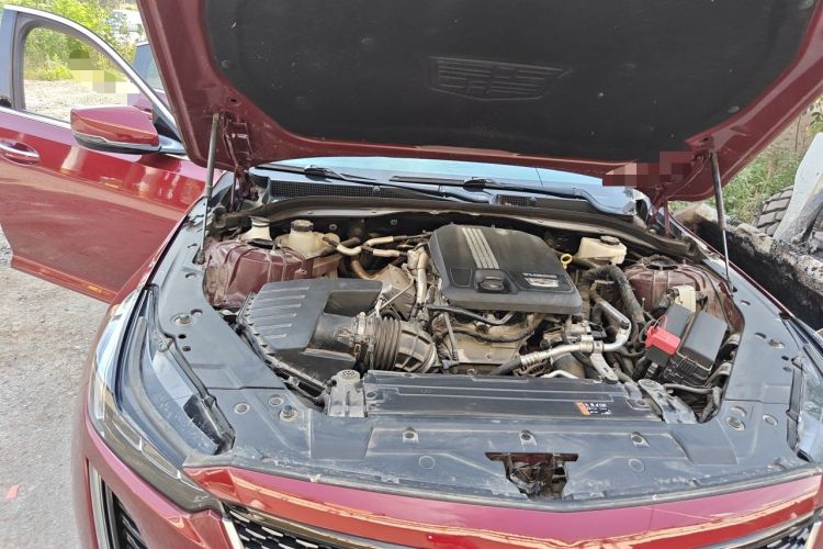 Used Cadillac CT5 2022 28T Luxury Edition Engine Bay Right