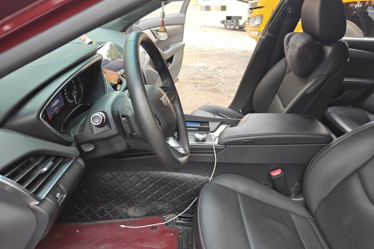 Used Cadillac CT5 2022 28T Luxury Edition Left Front Seat